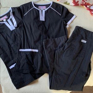 Bundled scrubs! 2 scrub tops and 1 bottom